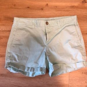 Gap size 6 girlfriend 4 inch shorts